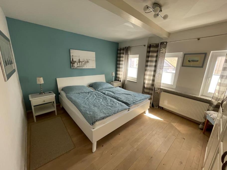Ferienwohnung Zuhause Mit Aussicht Neustadt in Holstein Exterior foto