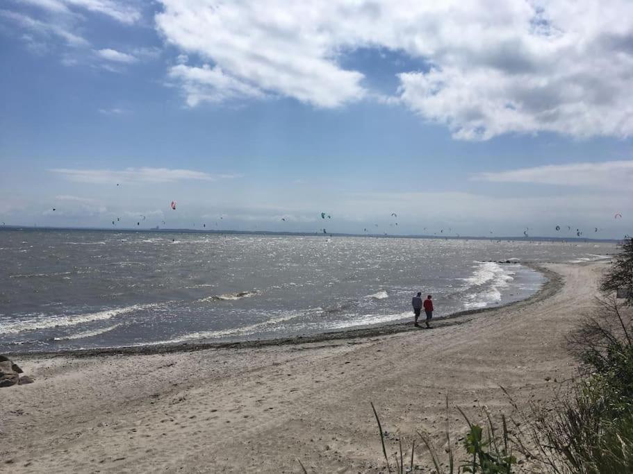 Ferienwohnung Zuhause Mit Aussicht Neustadt in Holstein Exterior foto
